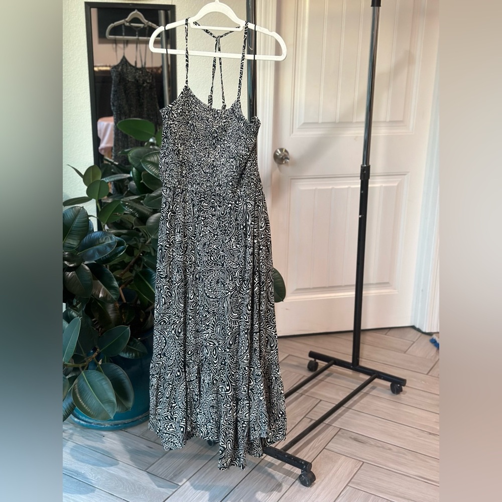 Women’s sun dress